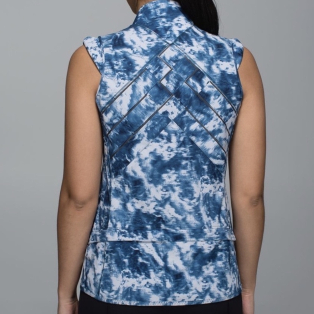 Lululemon Light Speed Vest Sz 8 blue/grey tie dye - Picture 2 of 8